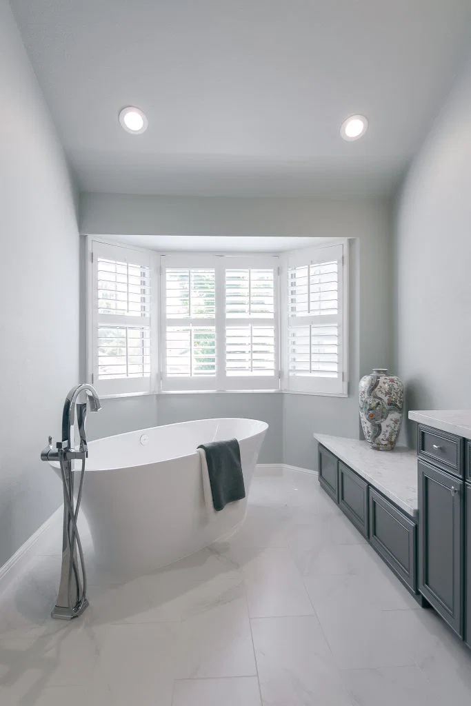 Professional bathroom remodeling project in Brentwood showcasing modern tile and fixtures