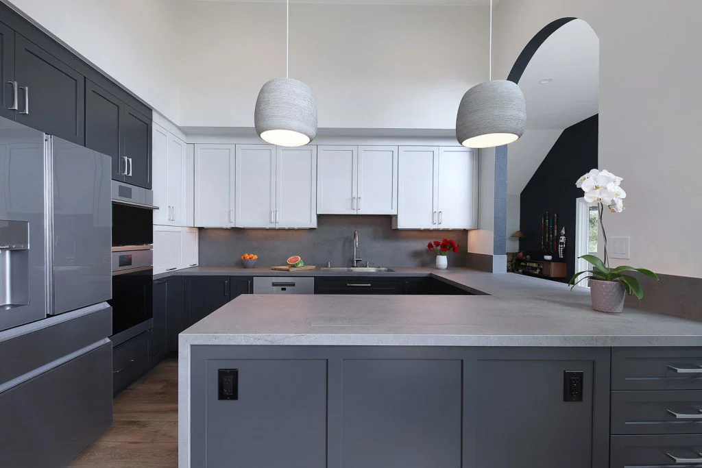 Professional kitchen remodeling in Brentwood showcasing modern cabinets and countertops